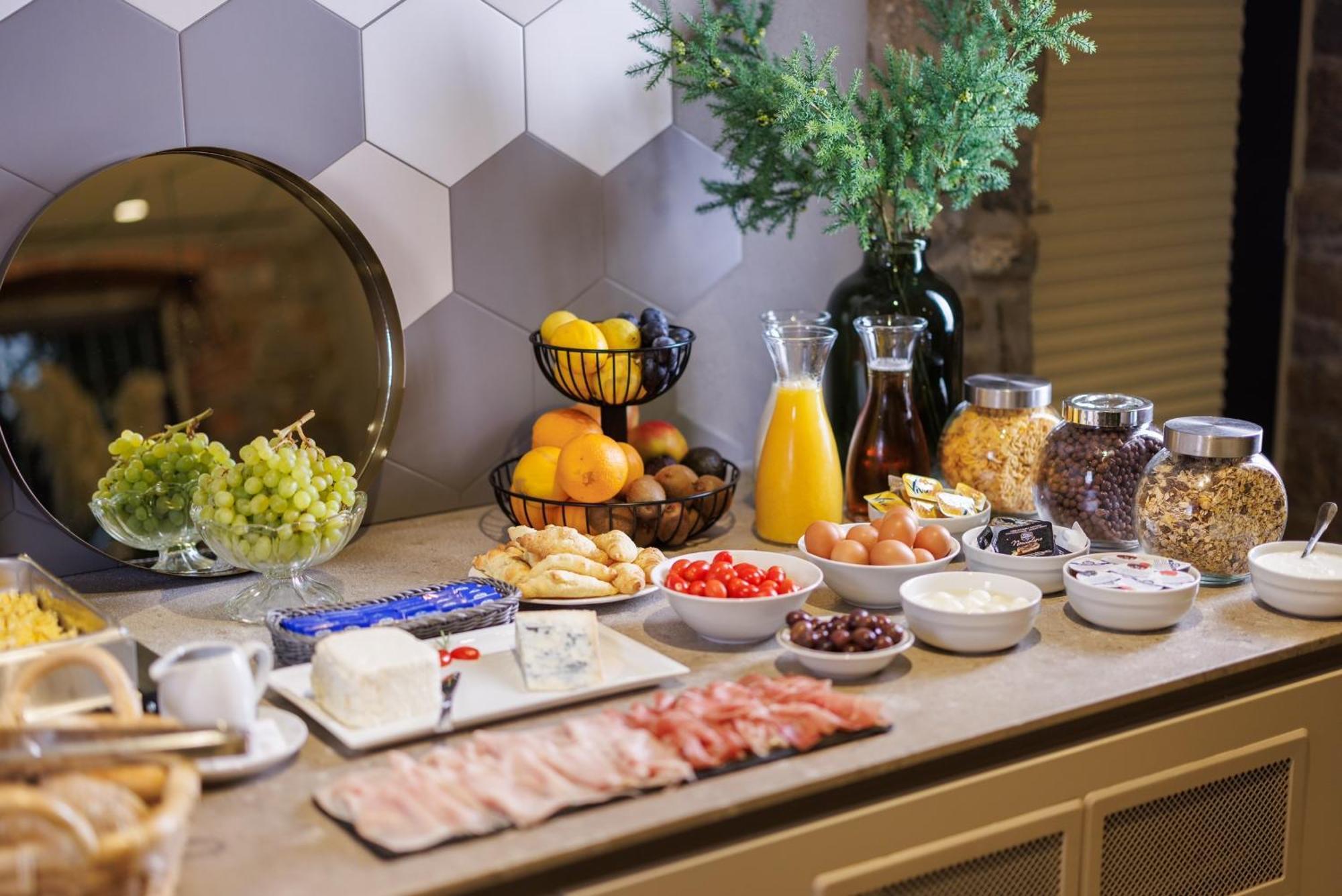 Vila Robida Rooms & Spa Črni Kal Kültér fotó