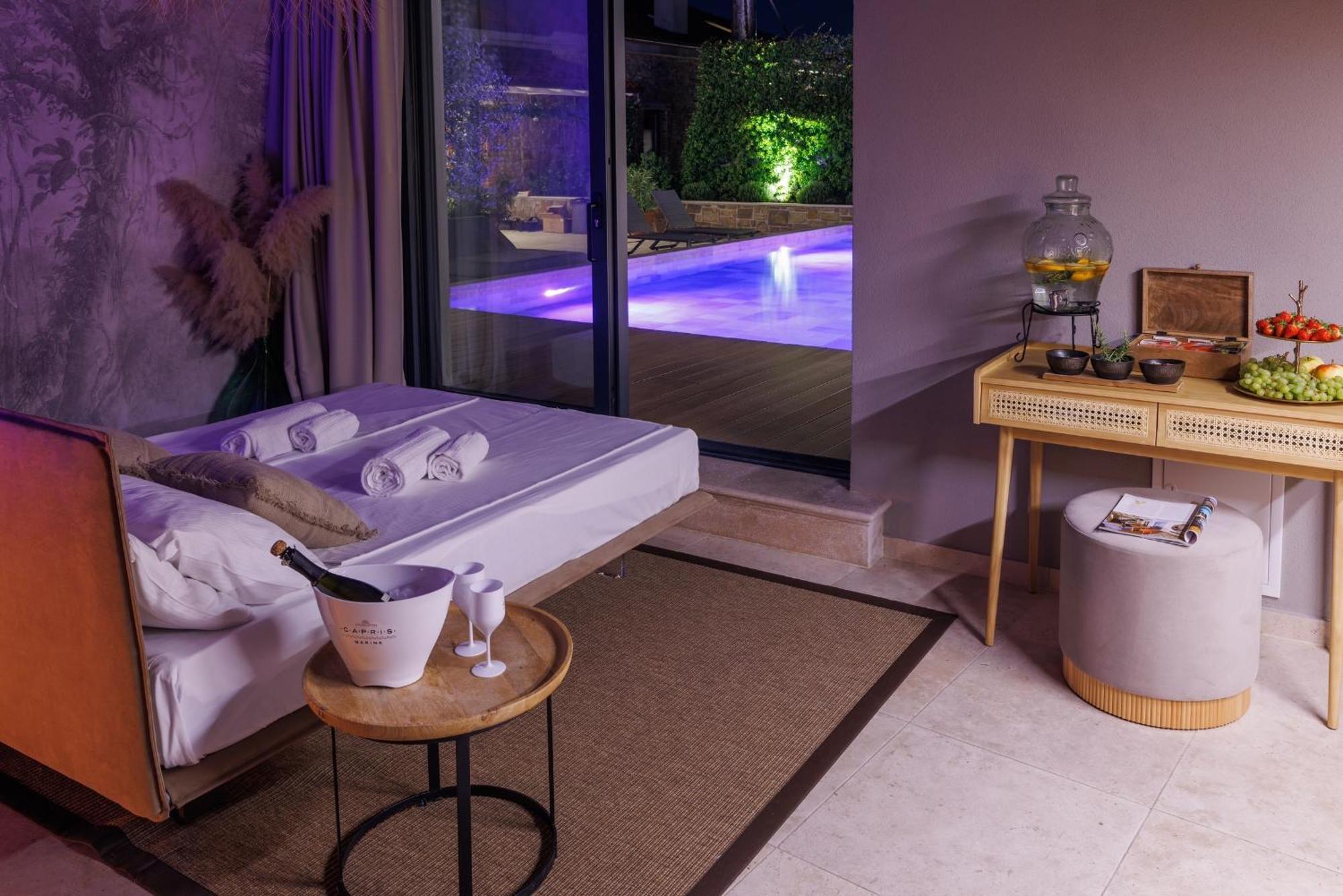 Vila Robida Rooms & Spa Črni Kal Kültér fotó